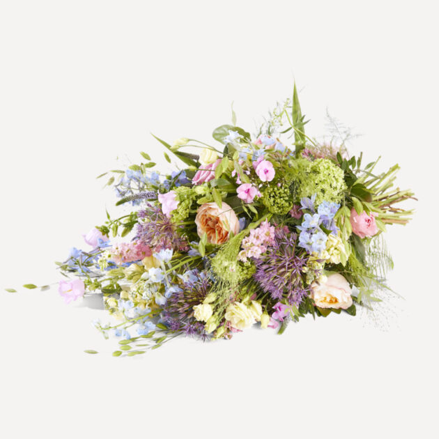 Liefdevol pastel tinten - Rouwboeket